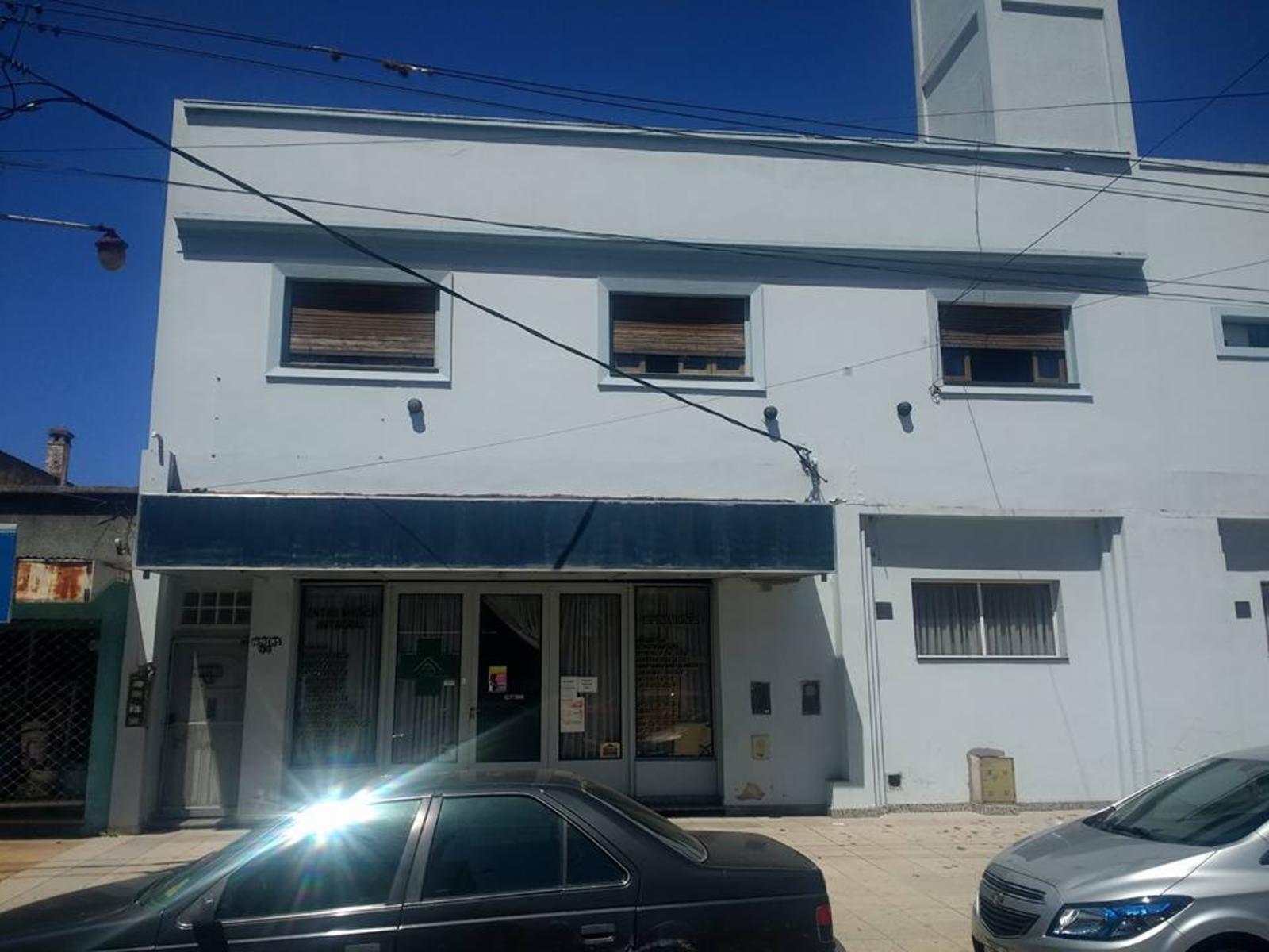 MORENO 53 · Florencio Varela — foto 4