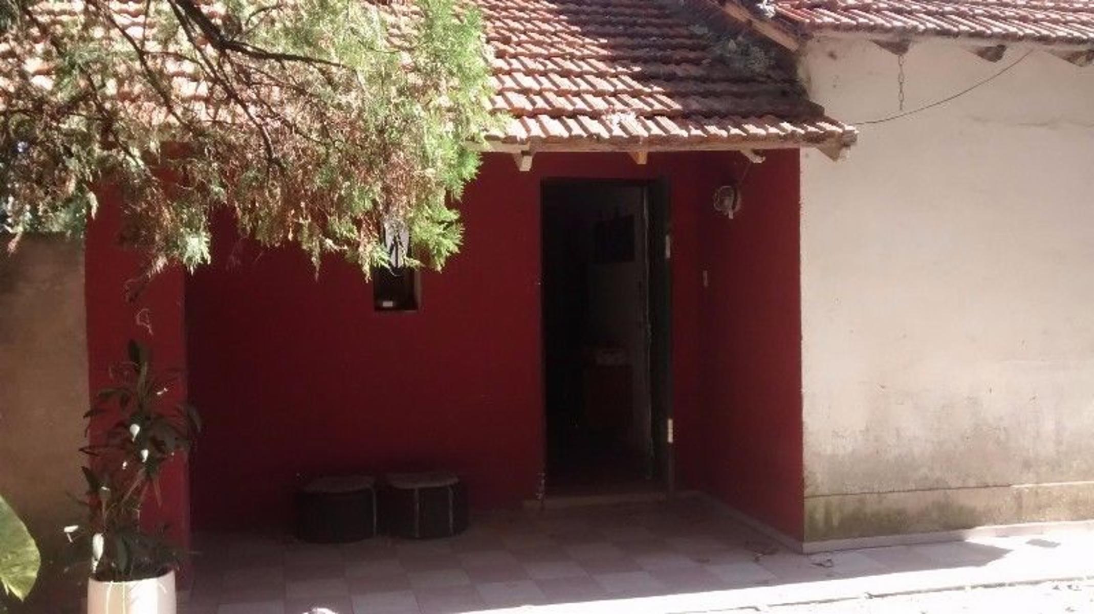 Casa en venta de 3 ambientes en Ituzaingo
