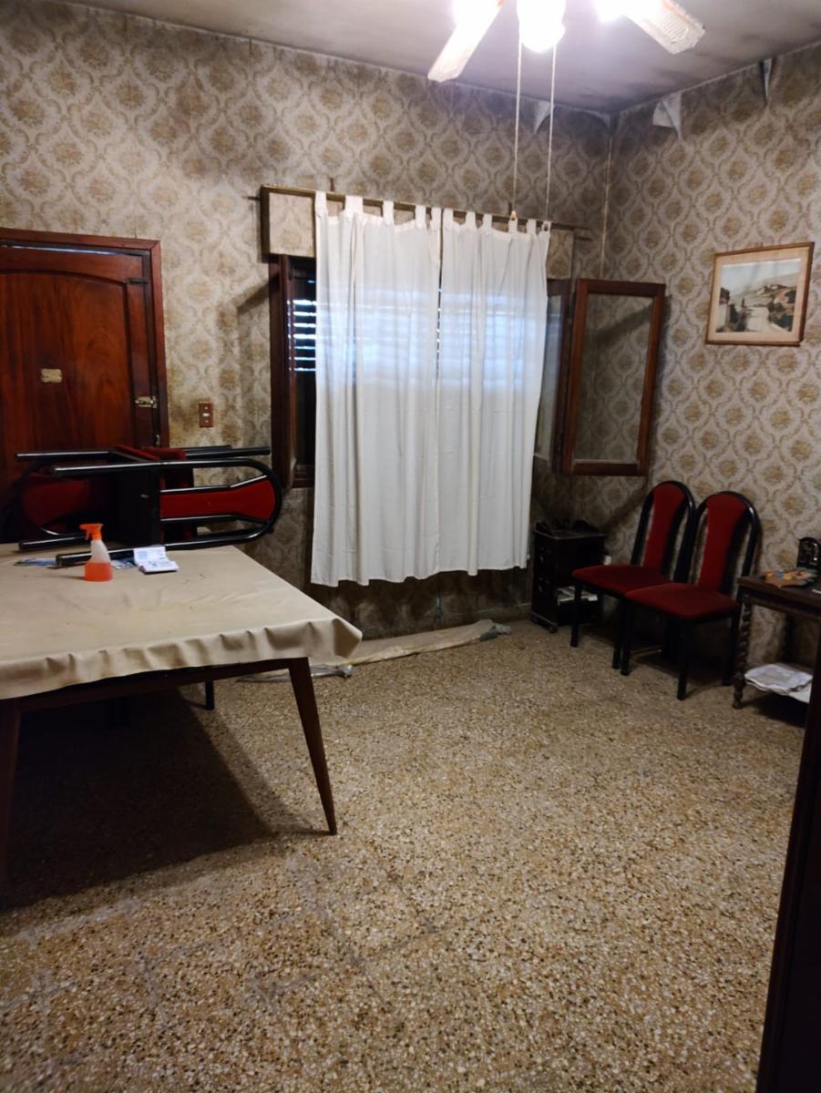 REGIA CASA 3 AMPLIOS AMB c/ EXCELENTE FONDO en VILLA BALLESTER