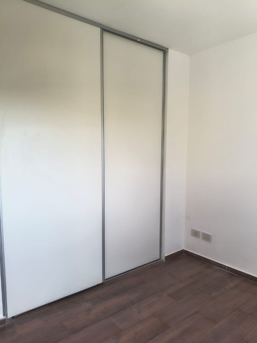 Pedernera 728 1 A · Morón — foto 10