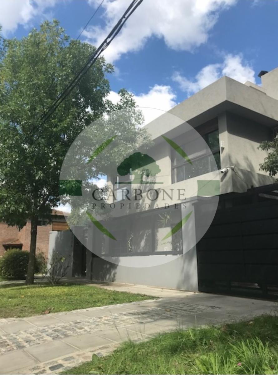 NUENO VALOR  Propiedad en Zona Recidencial Barrio Ingles, Hurlingham.