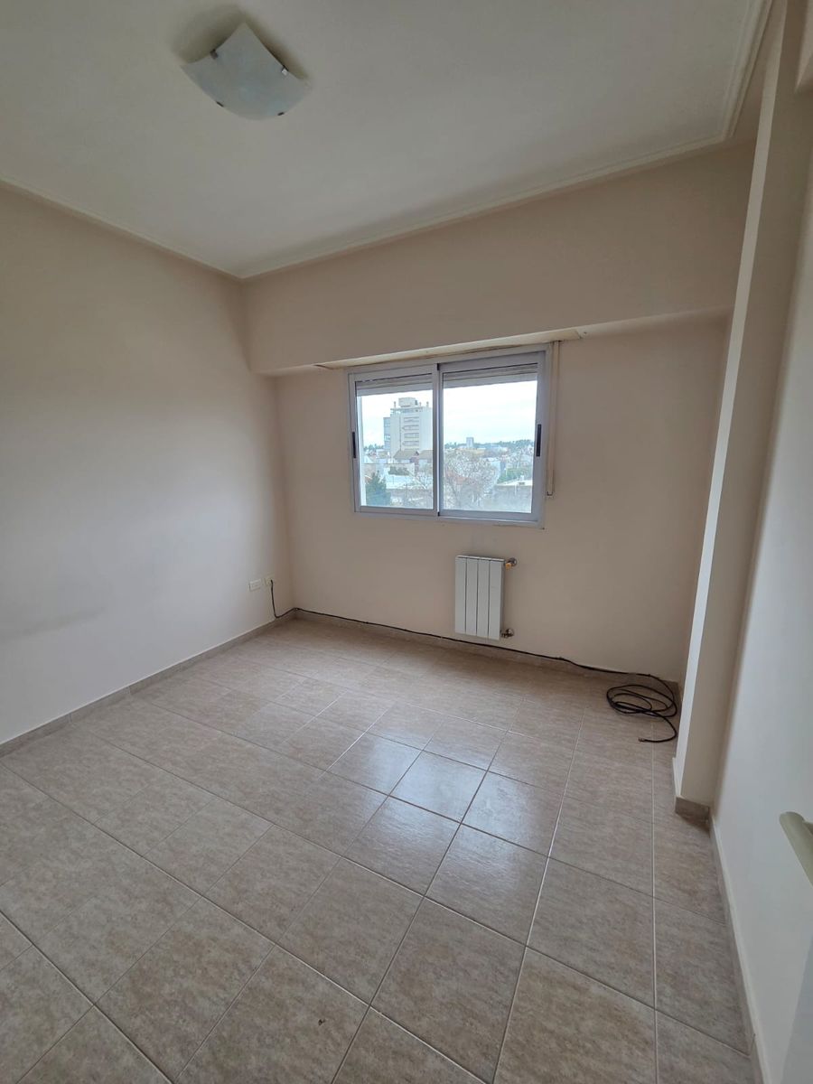 Zelarrayan 1196 · Bahia Blanca — foto 8