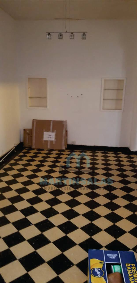 Italia 356 · Victoria — foto 10