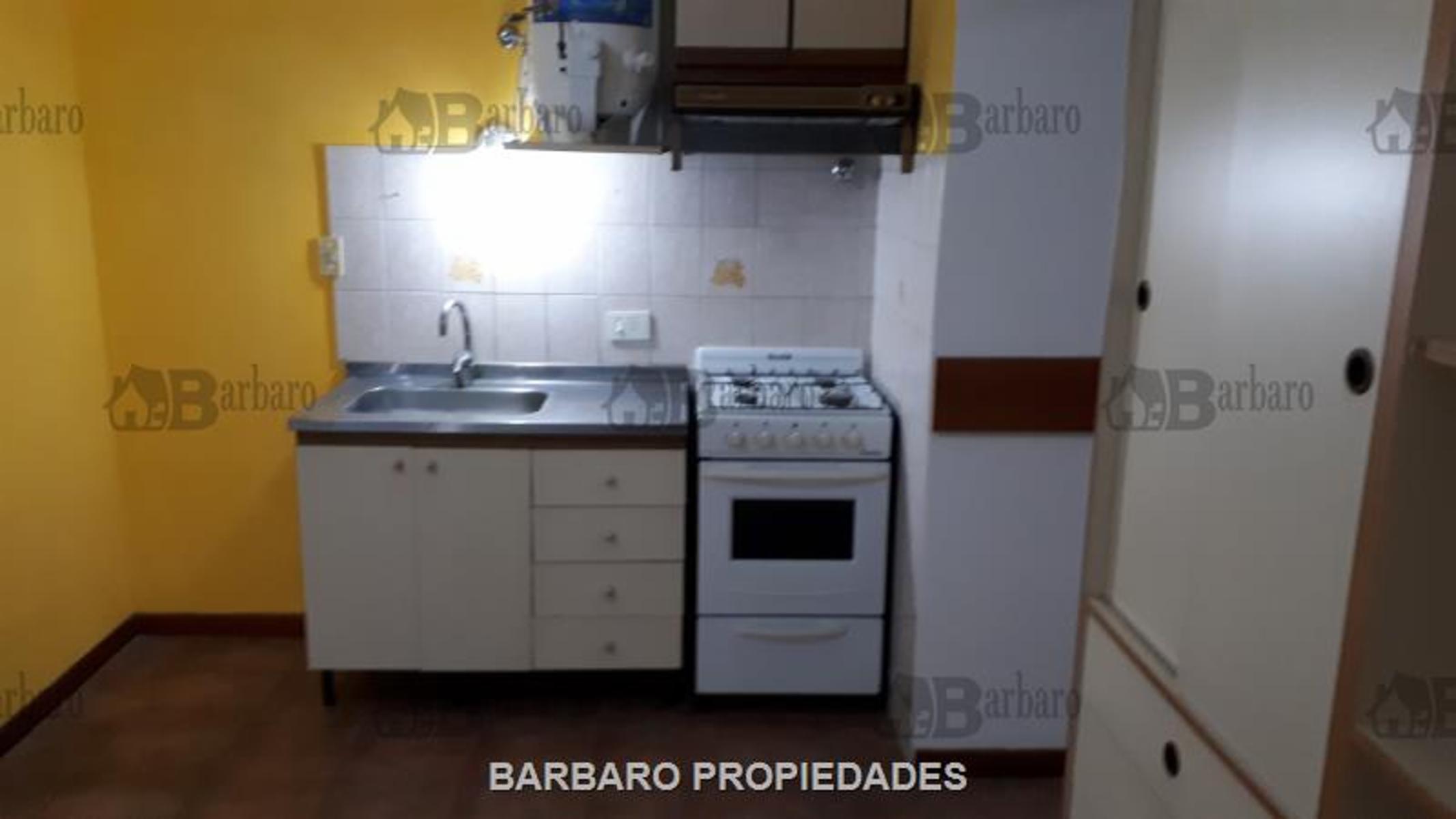 BARBARO VENDE DEPARTAMENTO EN EL CENTRO DE SAN MARTIN