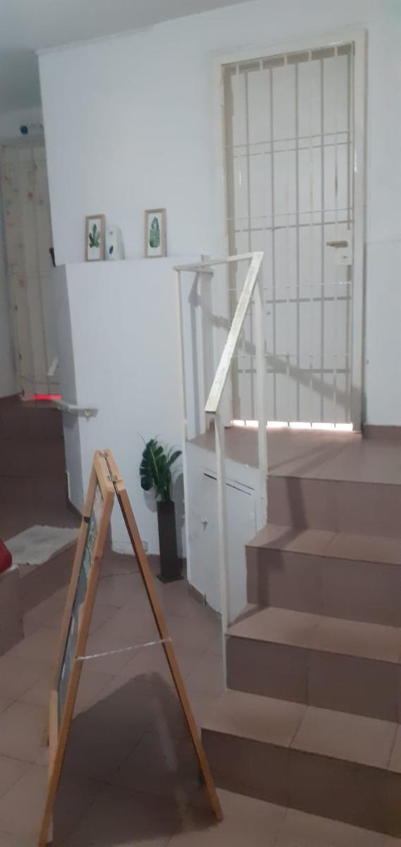 SE ALQUILAN TRES OFICINAS PARA USO COMERCIAL Y/O PROFESIONAL