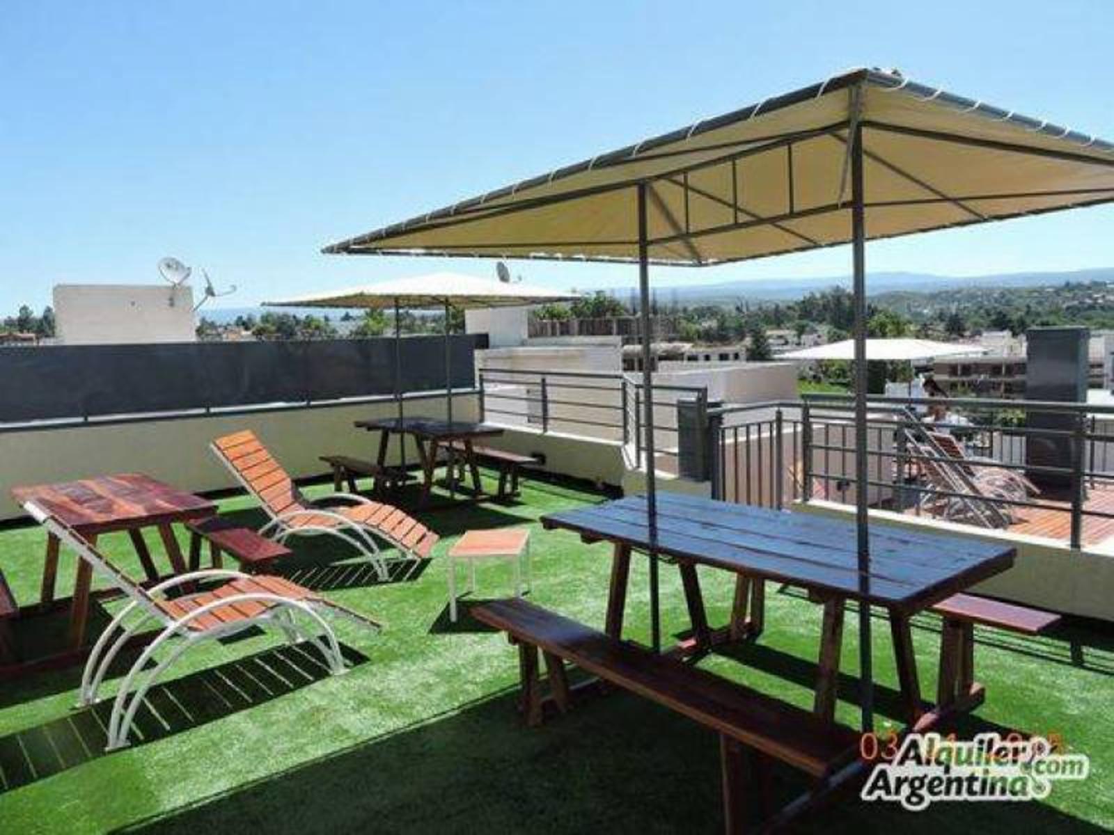DEPARTAMENTO CENTRICO. EN EDIFICIO MIRALEJOS 5. AMENITIES: QUIMCHO. ASADORES. PILETA. GIM. PLAY ROOM Y MUCHAS MAS