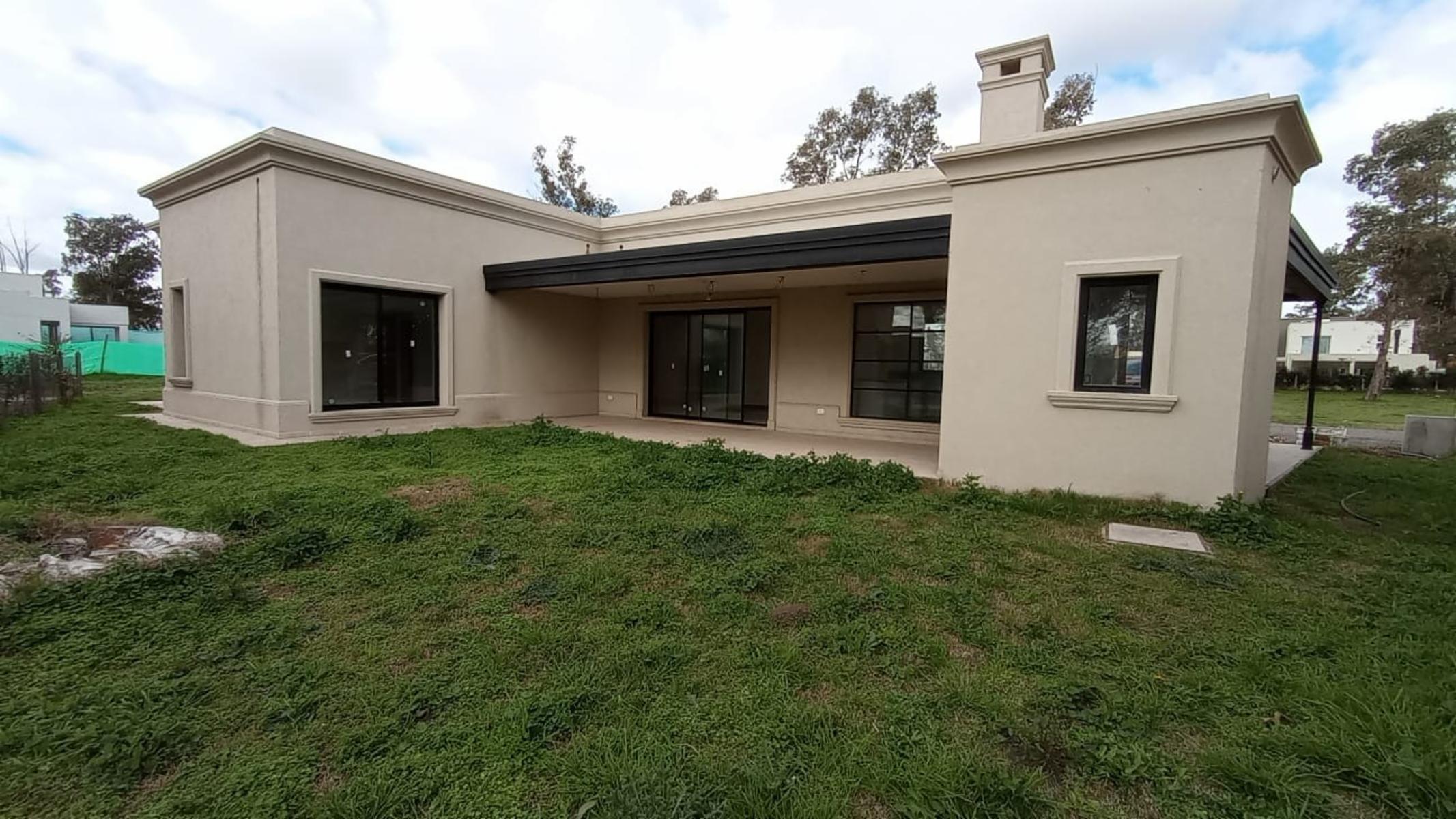 Barrio privado Álvarez del Bosque · Moreno — foto 13