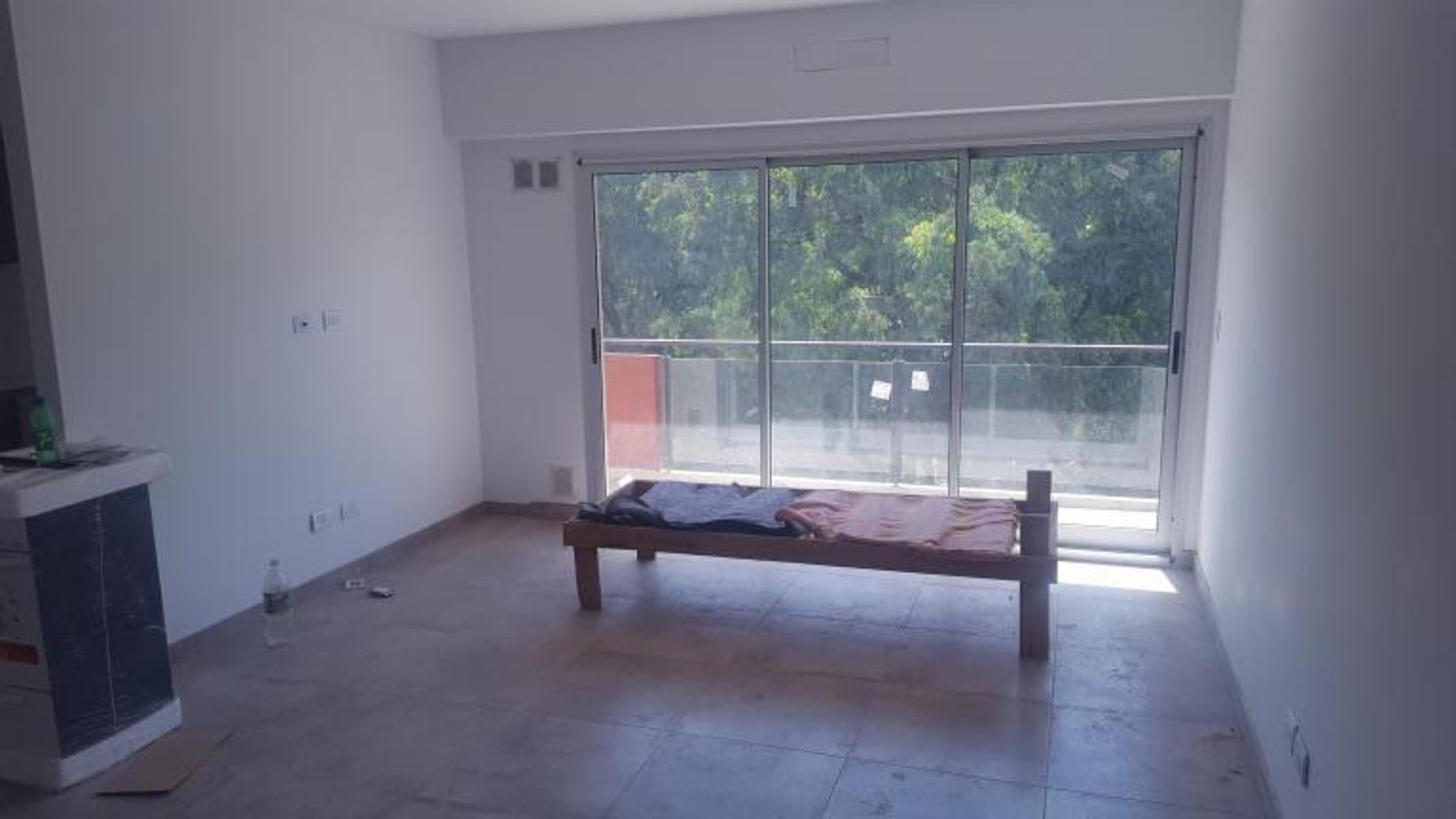 L.M. CAMPOS 5200 · Tres De Febrero — foto 13