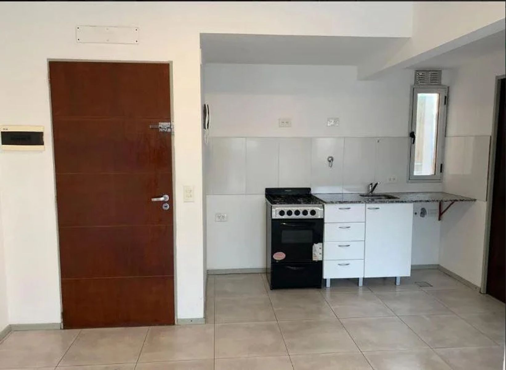 Belgrano 800 · Morón — foto 5