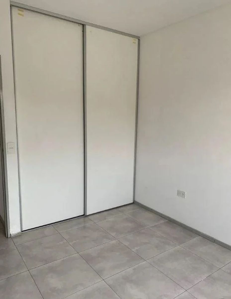 Belgrano 800 · Morón — foto 7