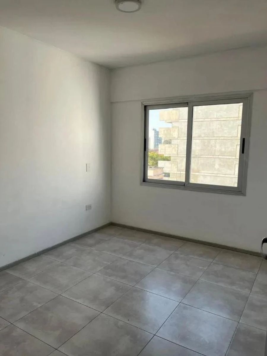 Belgrano 800 · Morón — foto 8