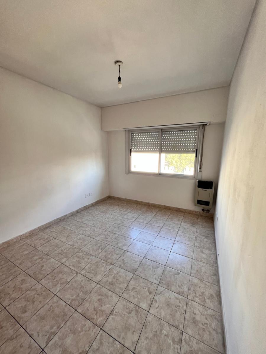 COLON 355 · Morón — foto 20