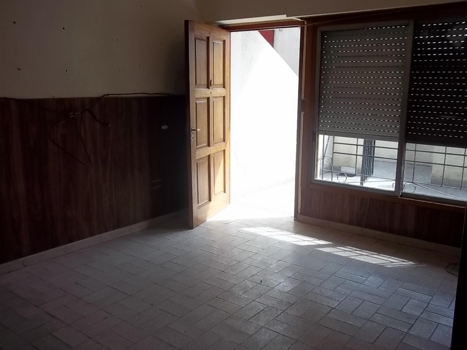 LAZCANO 100 · La Matanza — foto 4