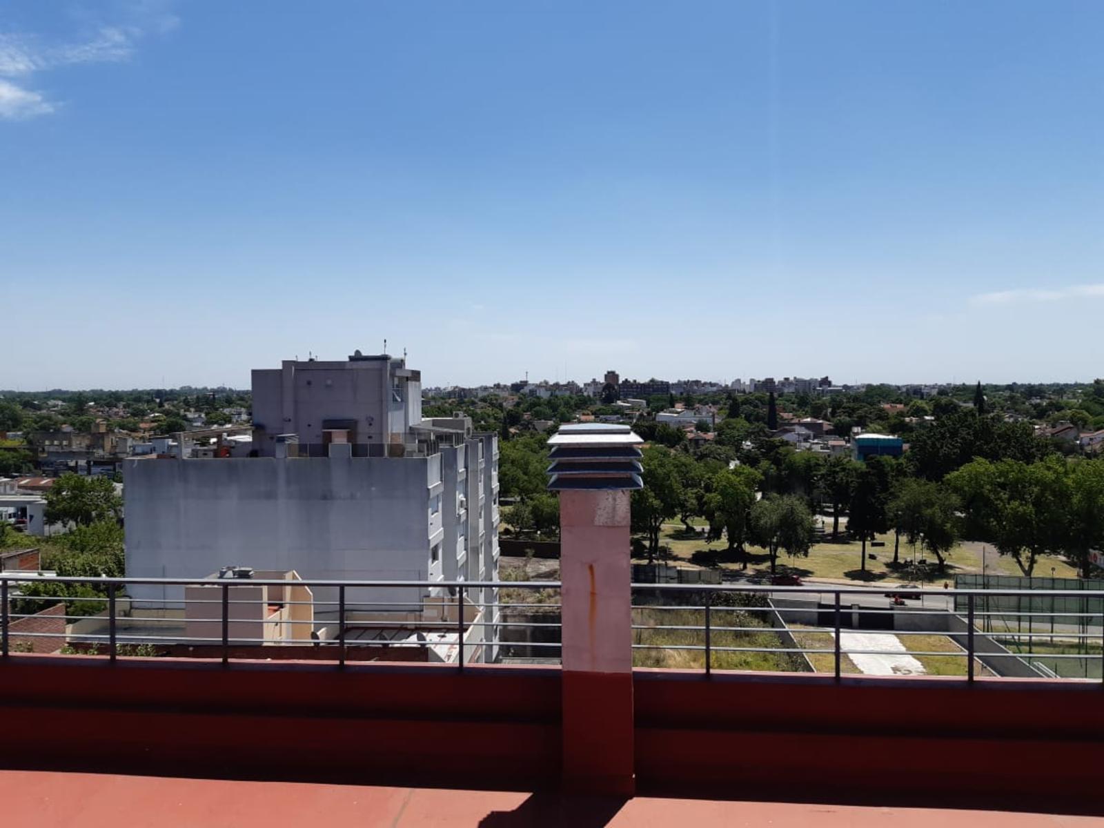 Sucre 300 2 B · Morón — foto 15