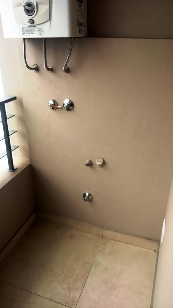 Sucre 300 2 B · Morón — foto 10