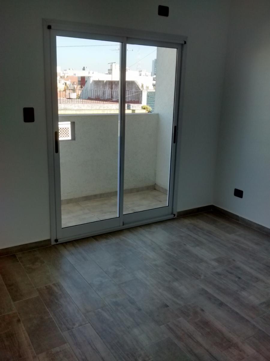 DEPTO A ESTRENAR 1| piso al frente de 2 ambientes con balcon