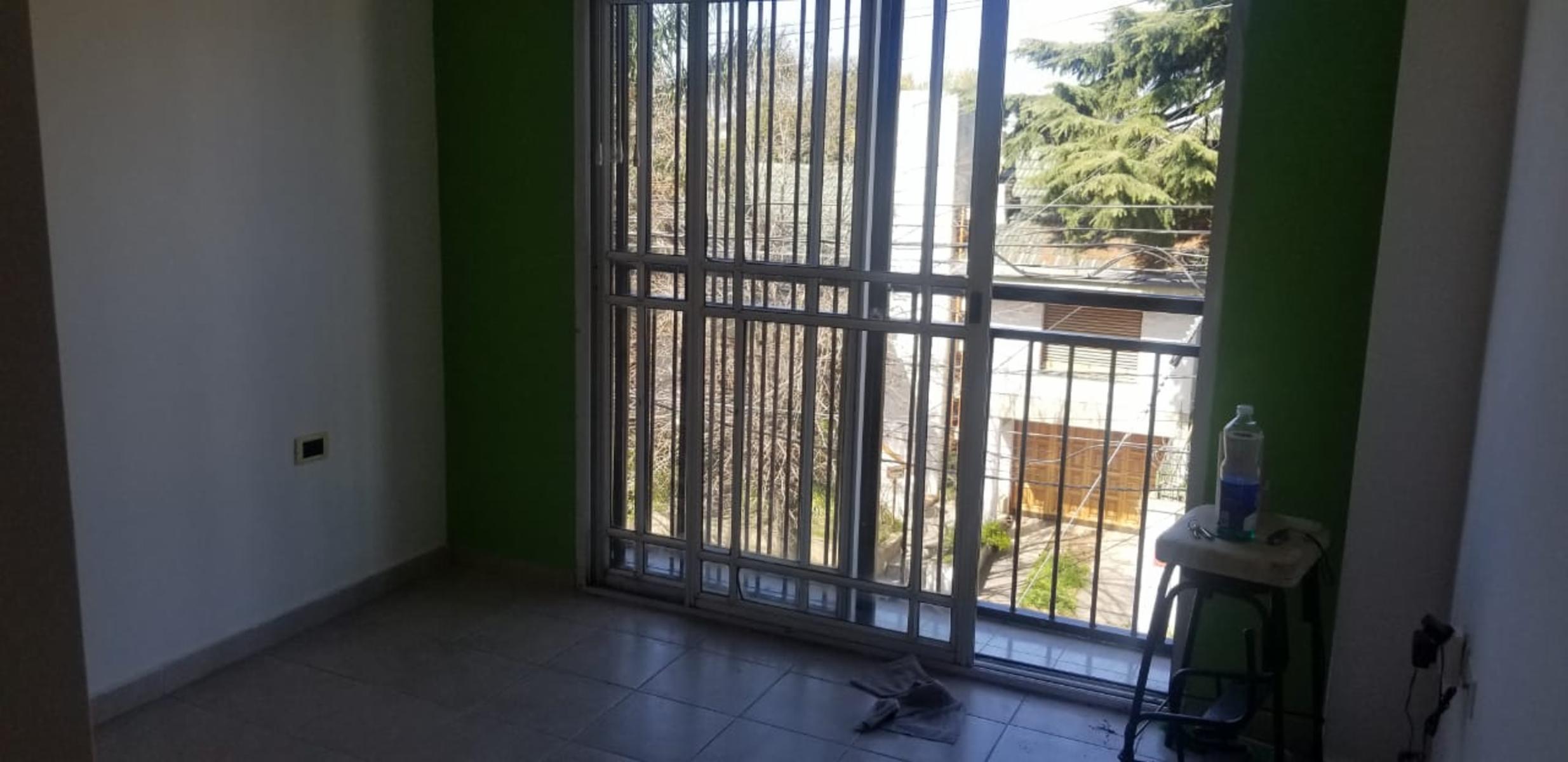 Alberdi 787 · Morón — foto 5