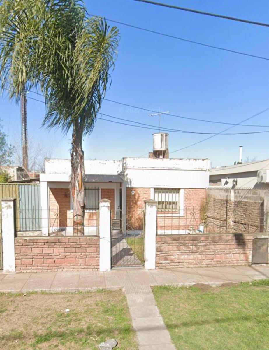 Santa Teresa 2448 · Morón — foto 3