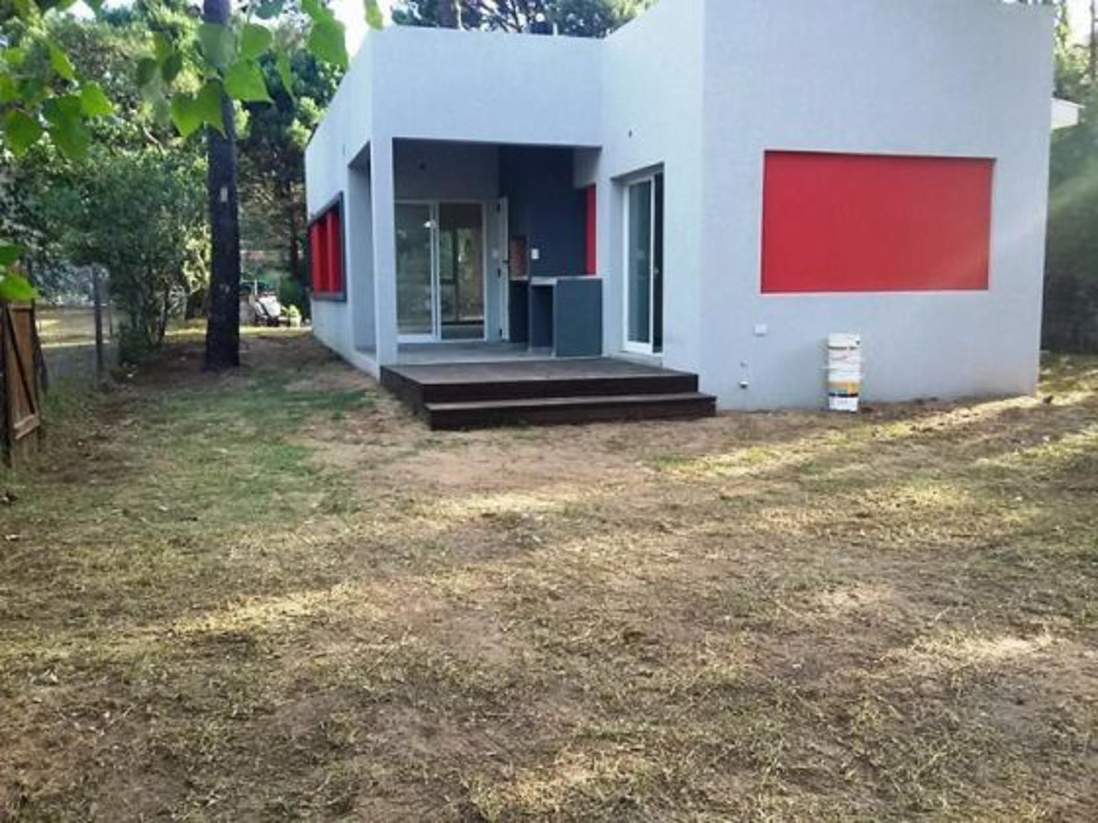 Pedro de mendoza 1800 · Pinamar — foto 3