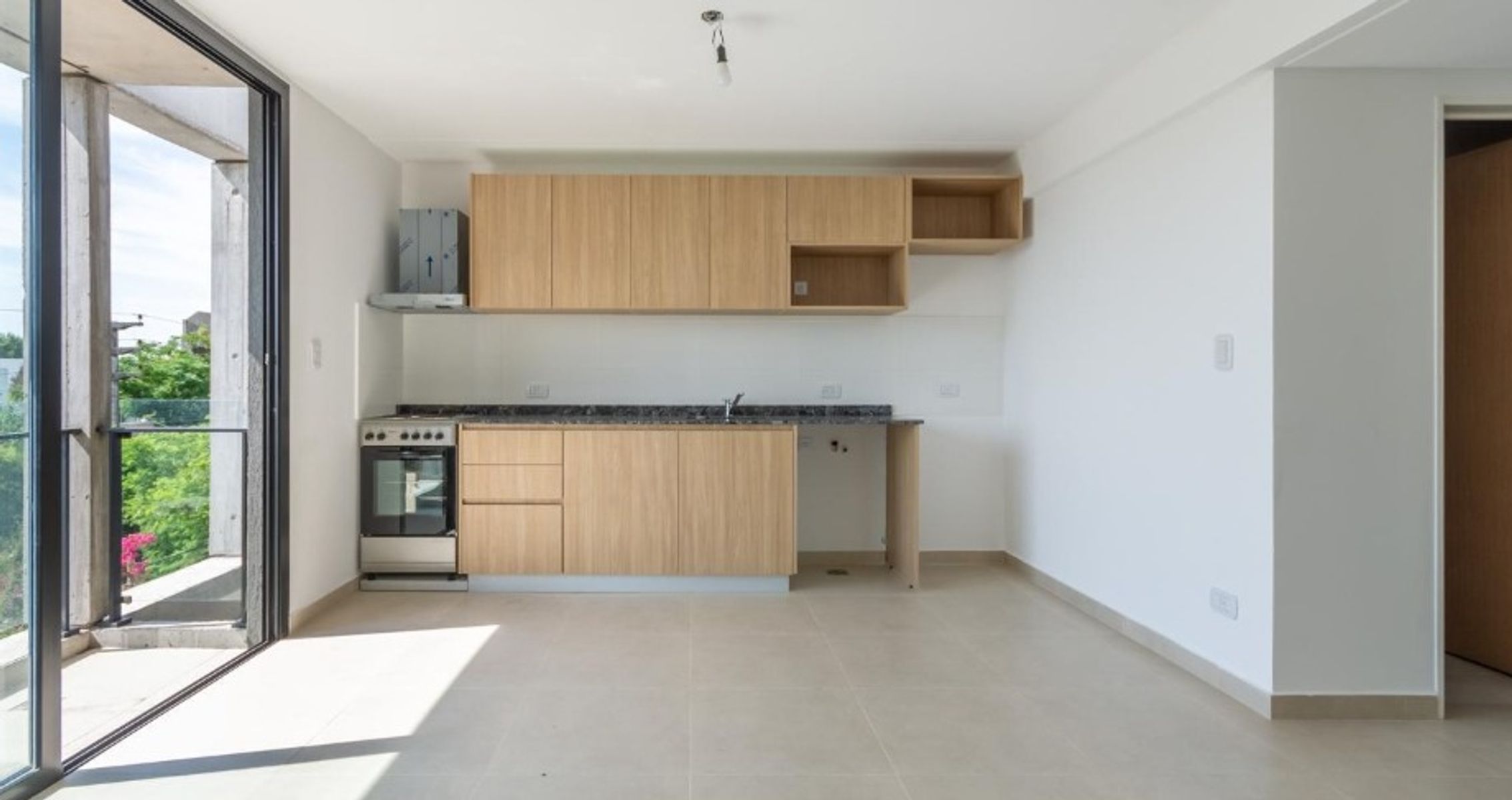 Abel Costa 300 · Morón — foto 8
