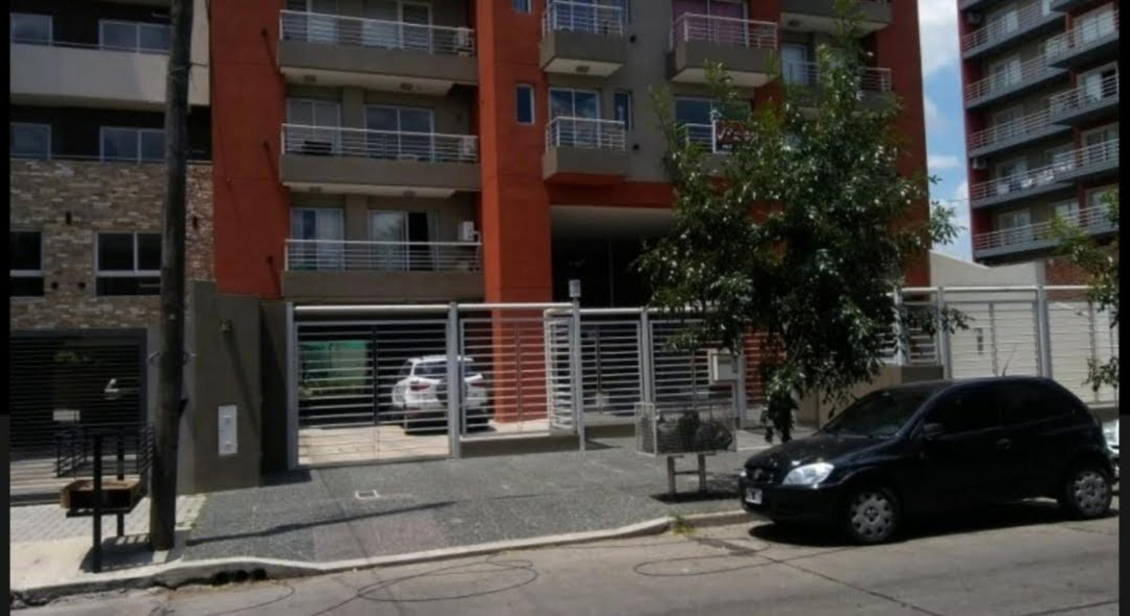 Rep. O. del Uruguay 800 · Morón — foto 3