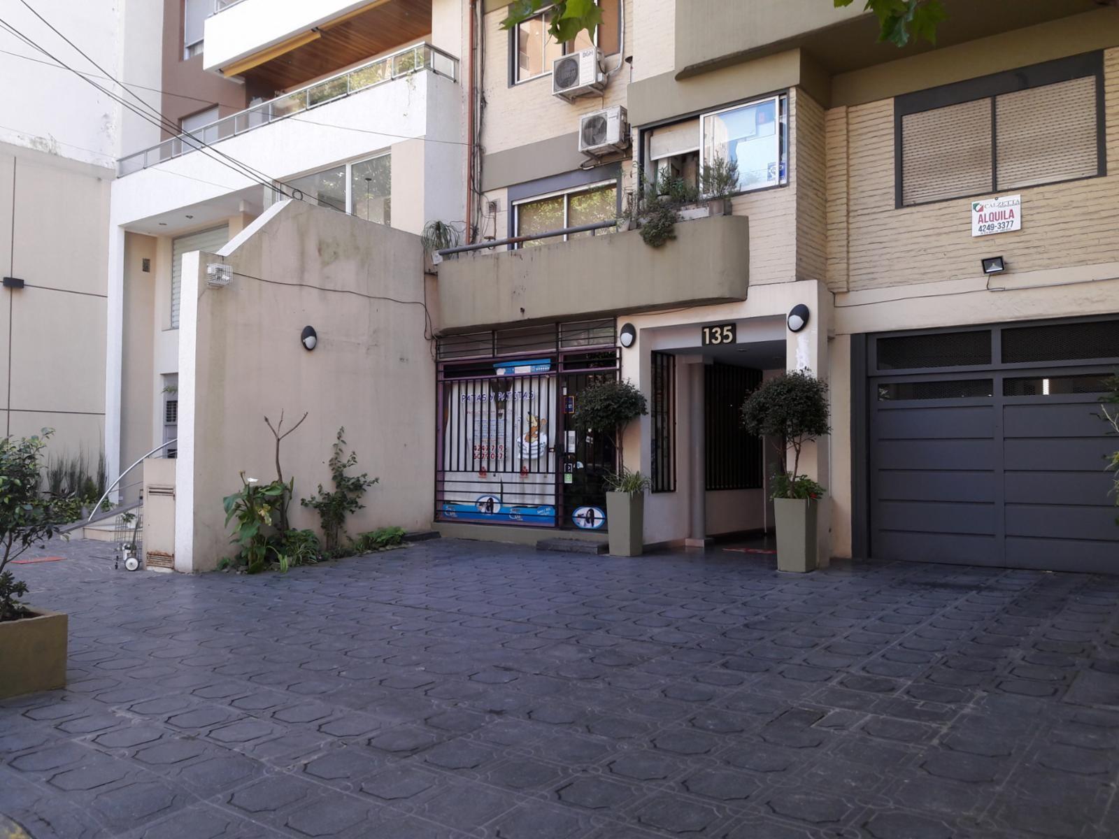 GOBERNADOR IRIGOYEN 135 · Lanús — foto 12