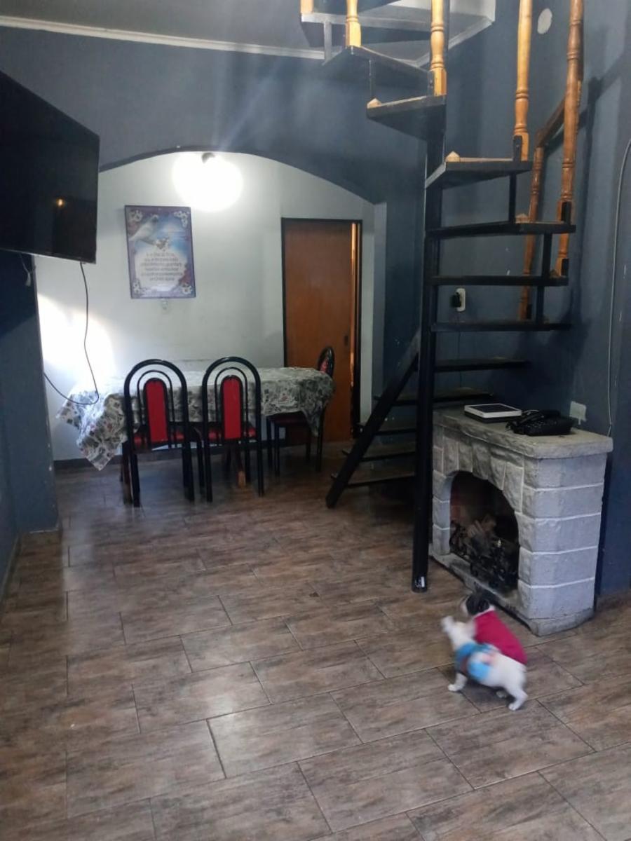 ENRIQUE FERMI  1650 · Morón — foto 11