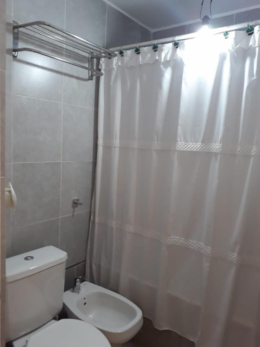 TUYUTI 800 · Lanús — foto 5