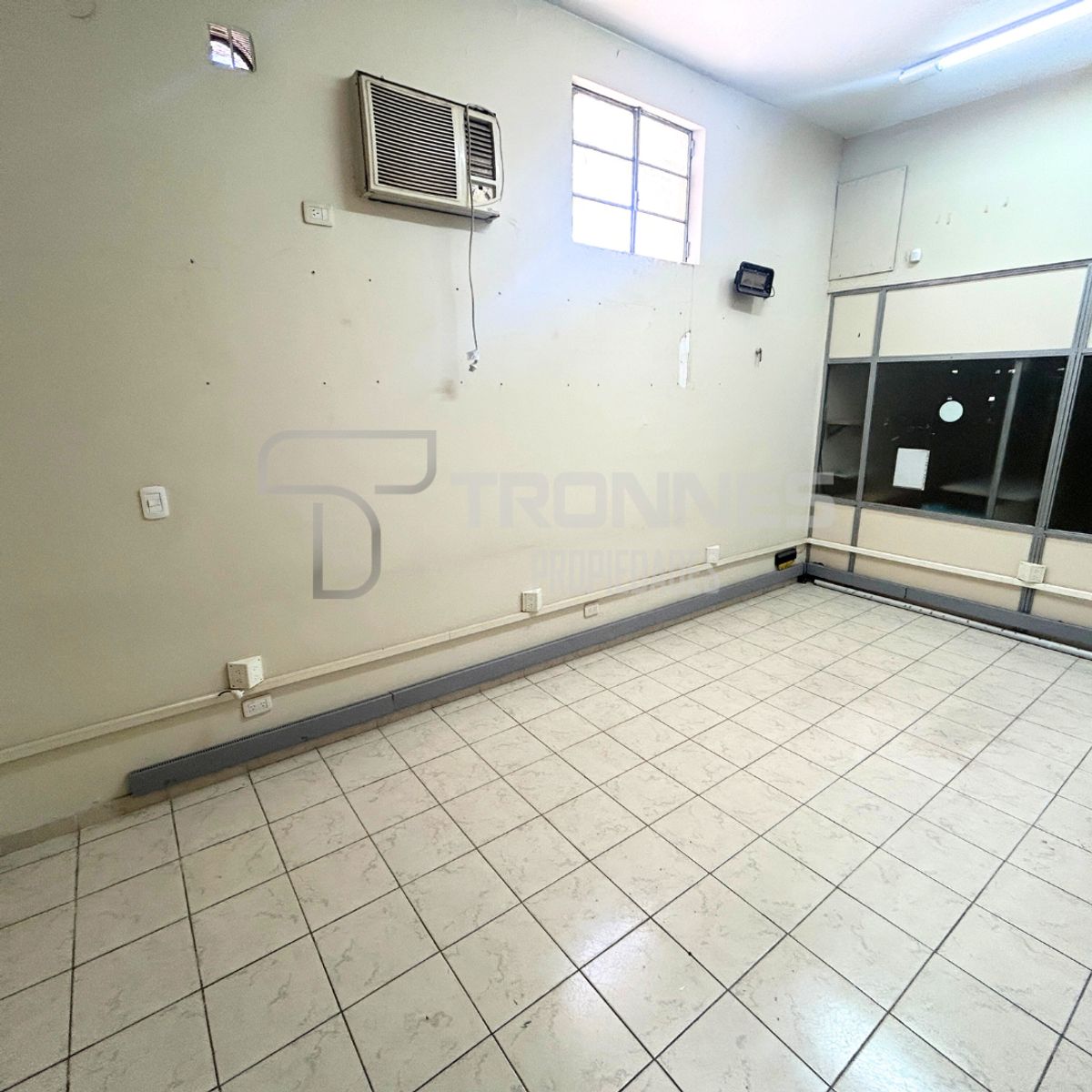 Avenida Meeks 32 · Lomas De Zamora — foto 11
