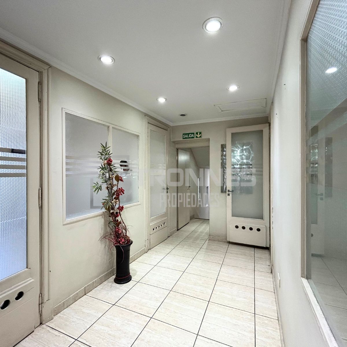 Avenida Meeks 32 · Lomas De Zamora — foto 17