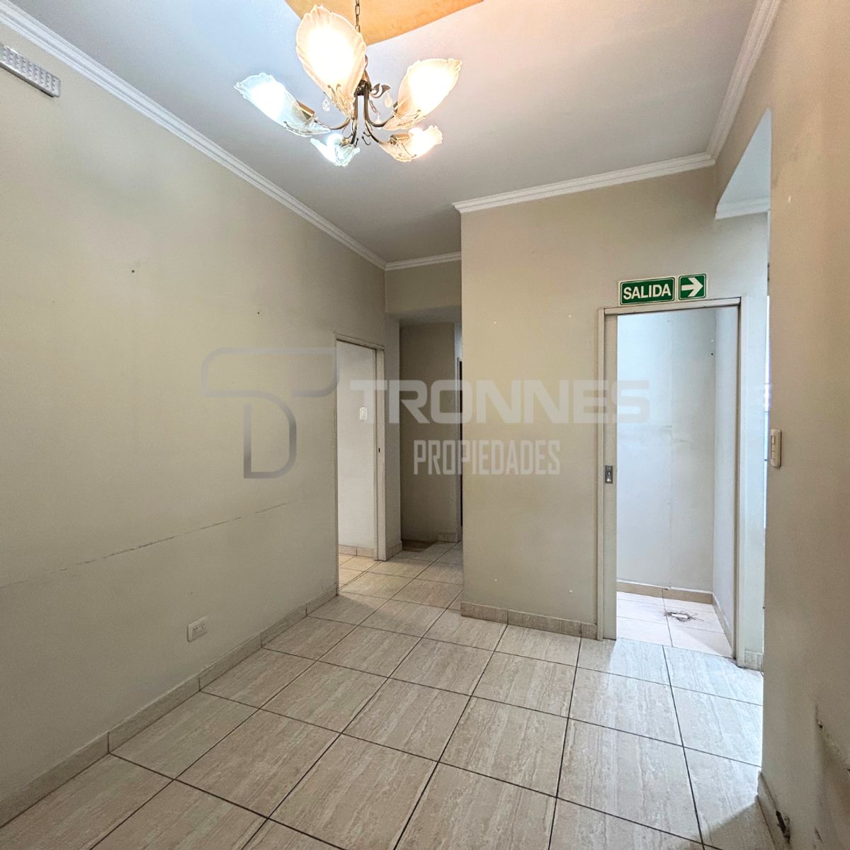 Avenida Meeks 32 · Lomas De Zamora — foto 20