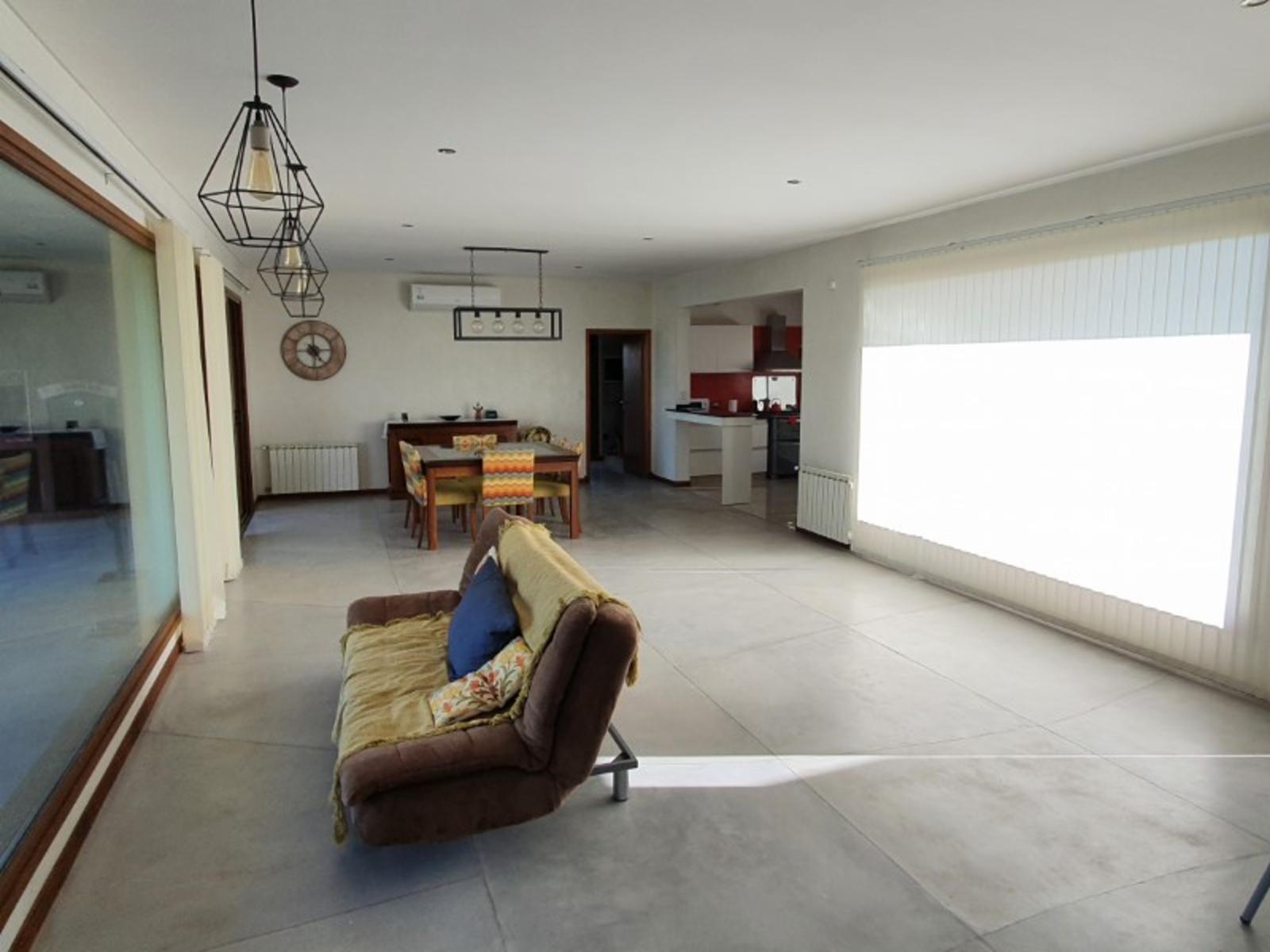 Barrio Nautico Privado El Solar de Victoria · Victoria — foto 4