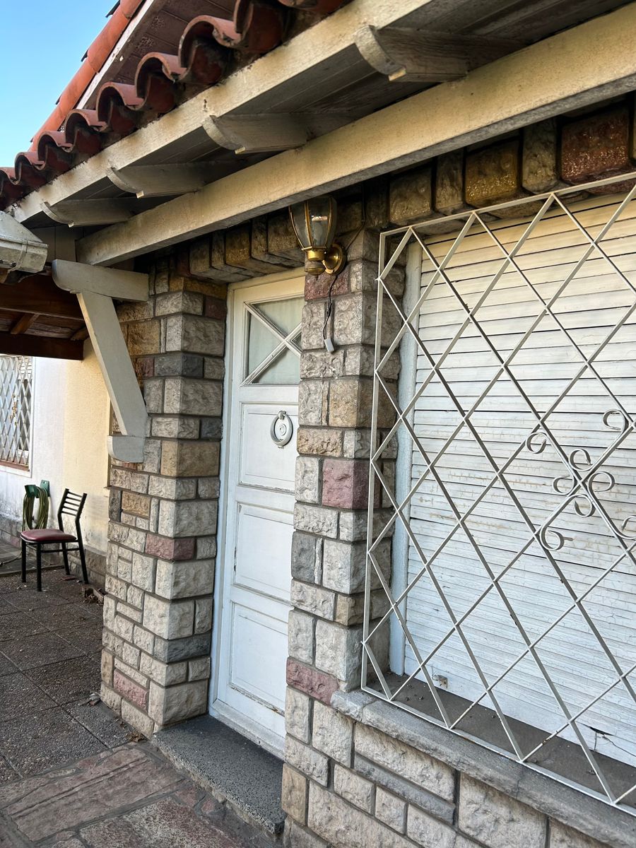 AVIADOR KOEHL 2285 · Tres De Febrero — foto 11