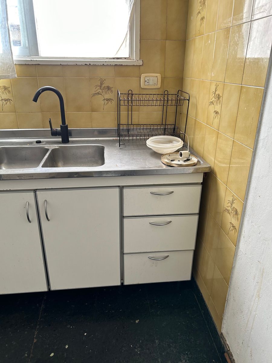 AVIADOR KOEHL 2285 · Tres De Febrero — foto 32