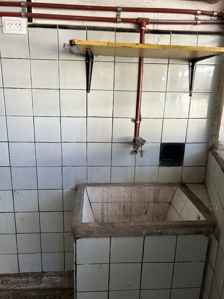 AVIADOR KOEHL 2285 · Tres De Febrero — foto 37