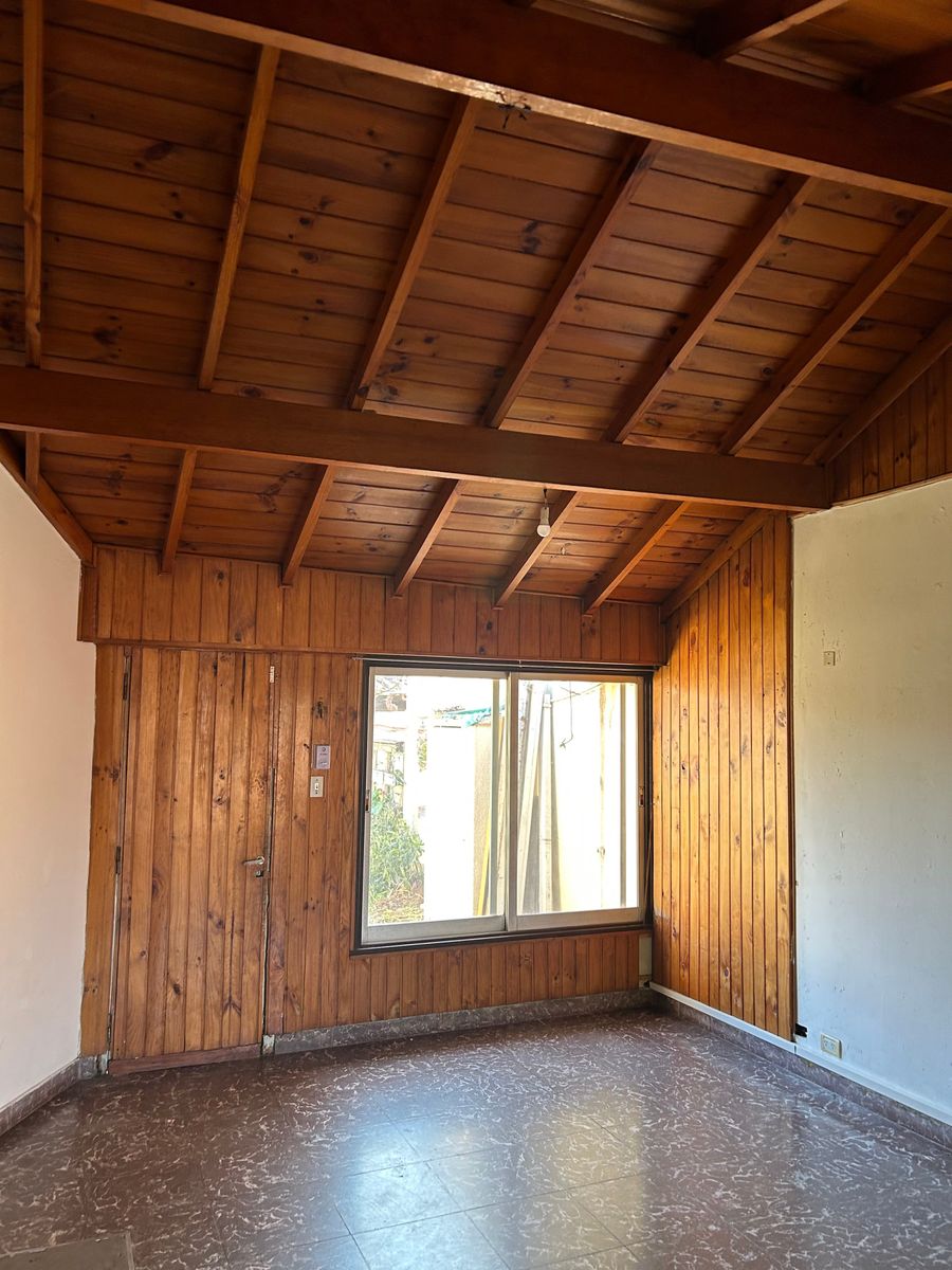 AVIADOR KOEHL 2285 · Tres De Febrero — foto 49