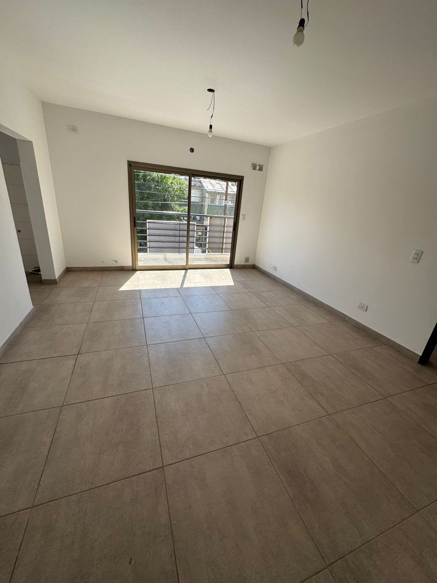 Excelente Departamento 2 Ambientes a Estrenar con Balcón y TerrazaPropiasobre Av. Arieta - Apto Crédito.