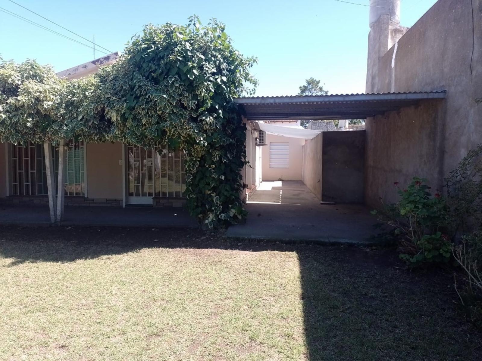 Felipe de Luster 323 · Monte Hermoso — foto 10