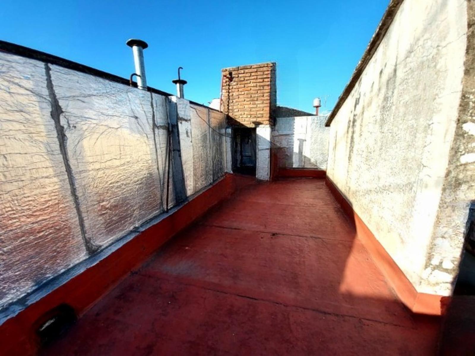SANTA CATALINA 1040 · Morón — foto 15