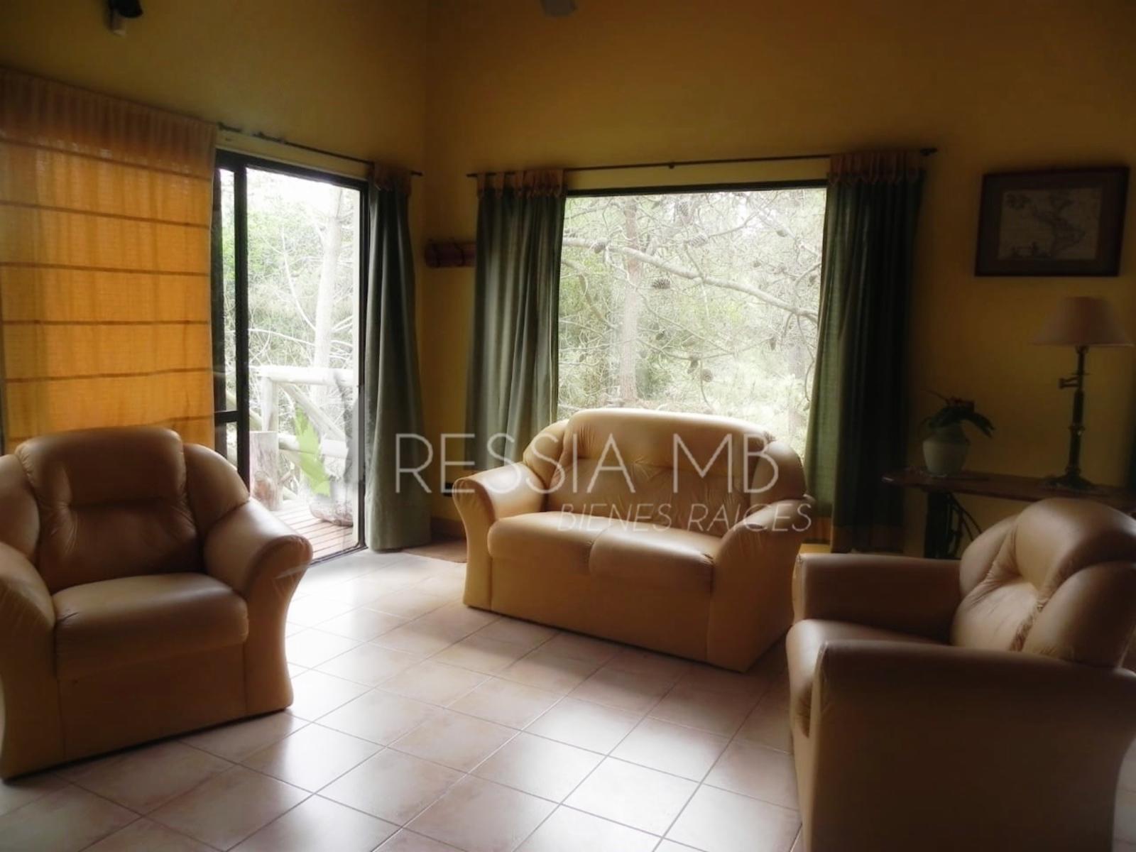 MAR DE LAS PAMPAS -Baguales Esq. Manuel Guerrero · Villa Gesell — foto 4