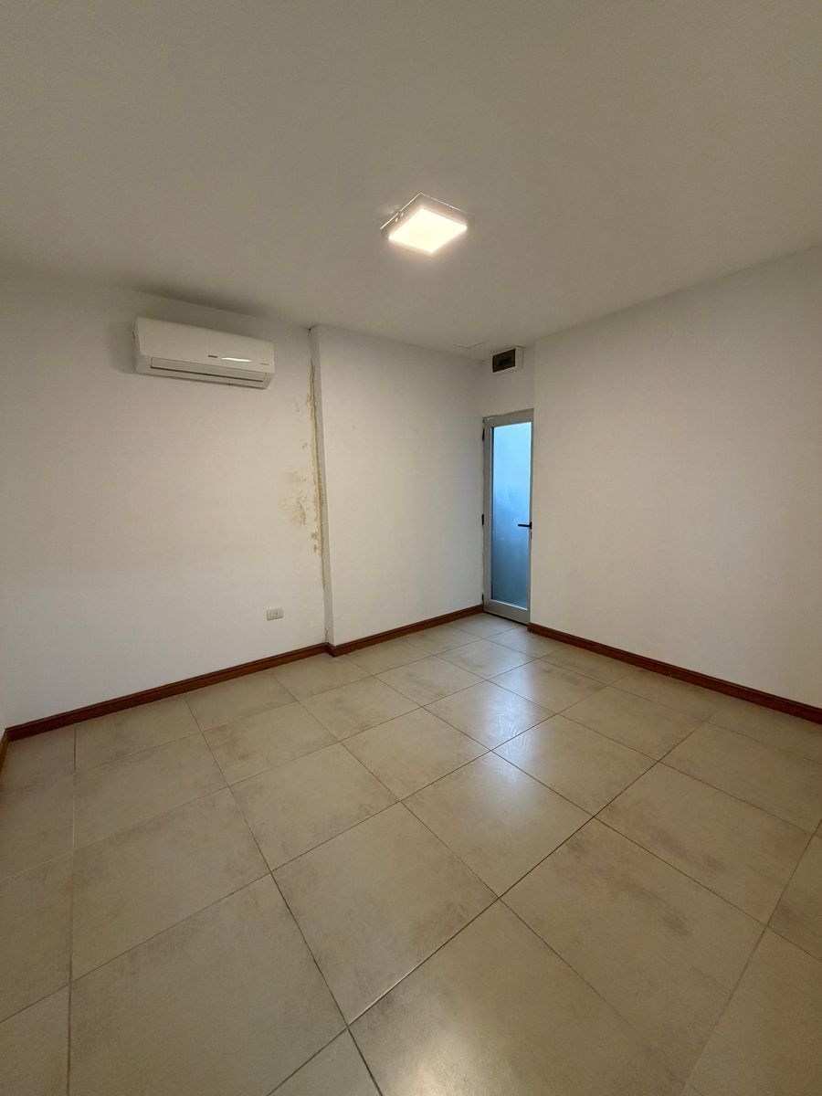 Valentin Vergara 1439 · Lomas De Zamora — foto 5
