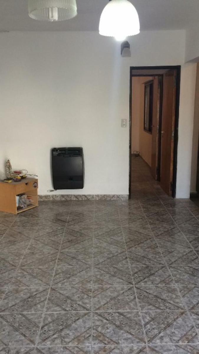 French 894 · Morón — foto 5