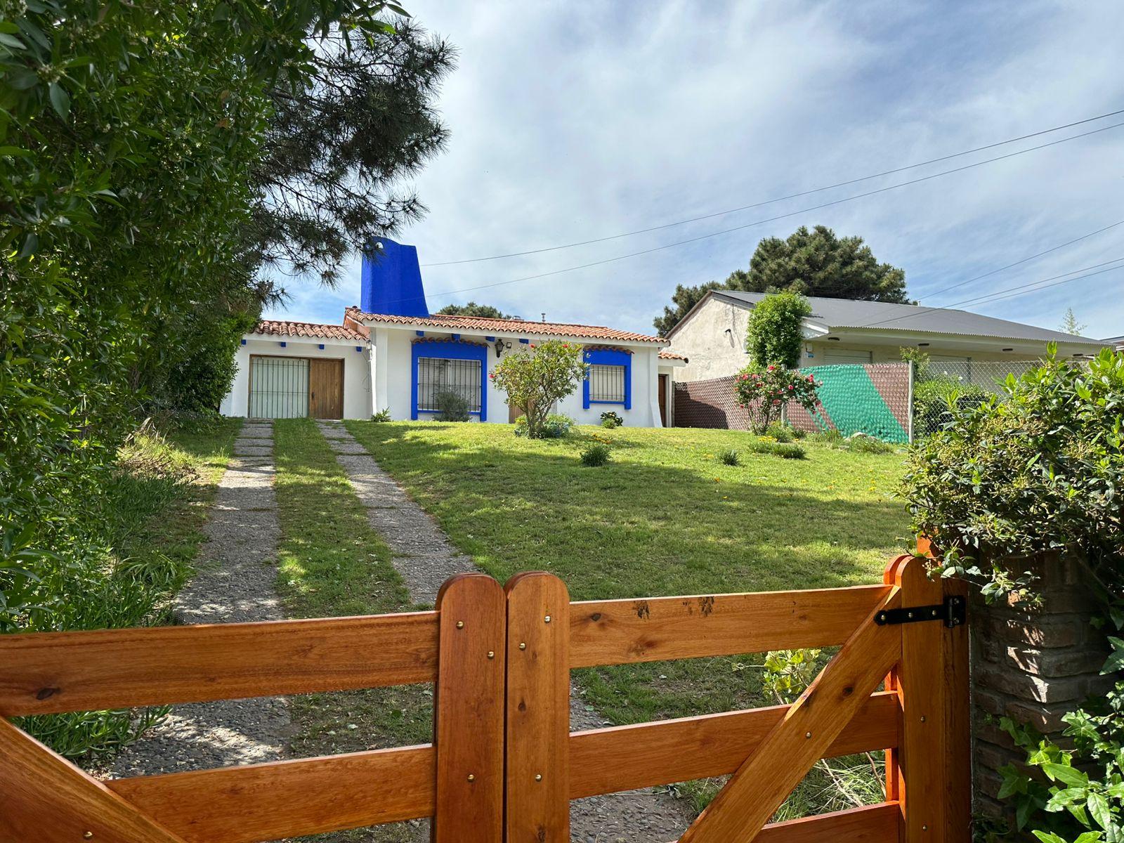 HERMOSA CASA EN EL BARRIO LAS DUNAS PARA 6 PERSONAS