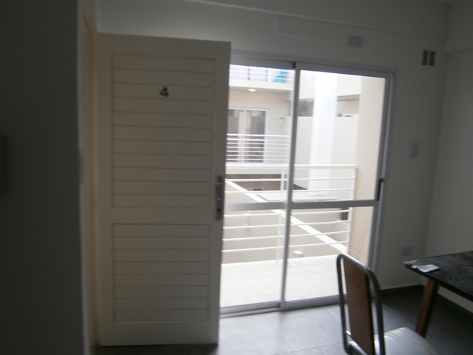 Villegas 677 - Dto 3 y 4 · Lanús — foto 4