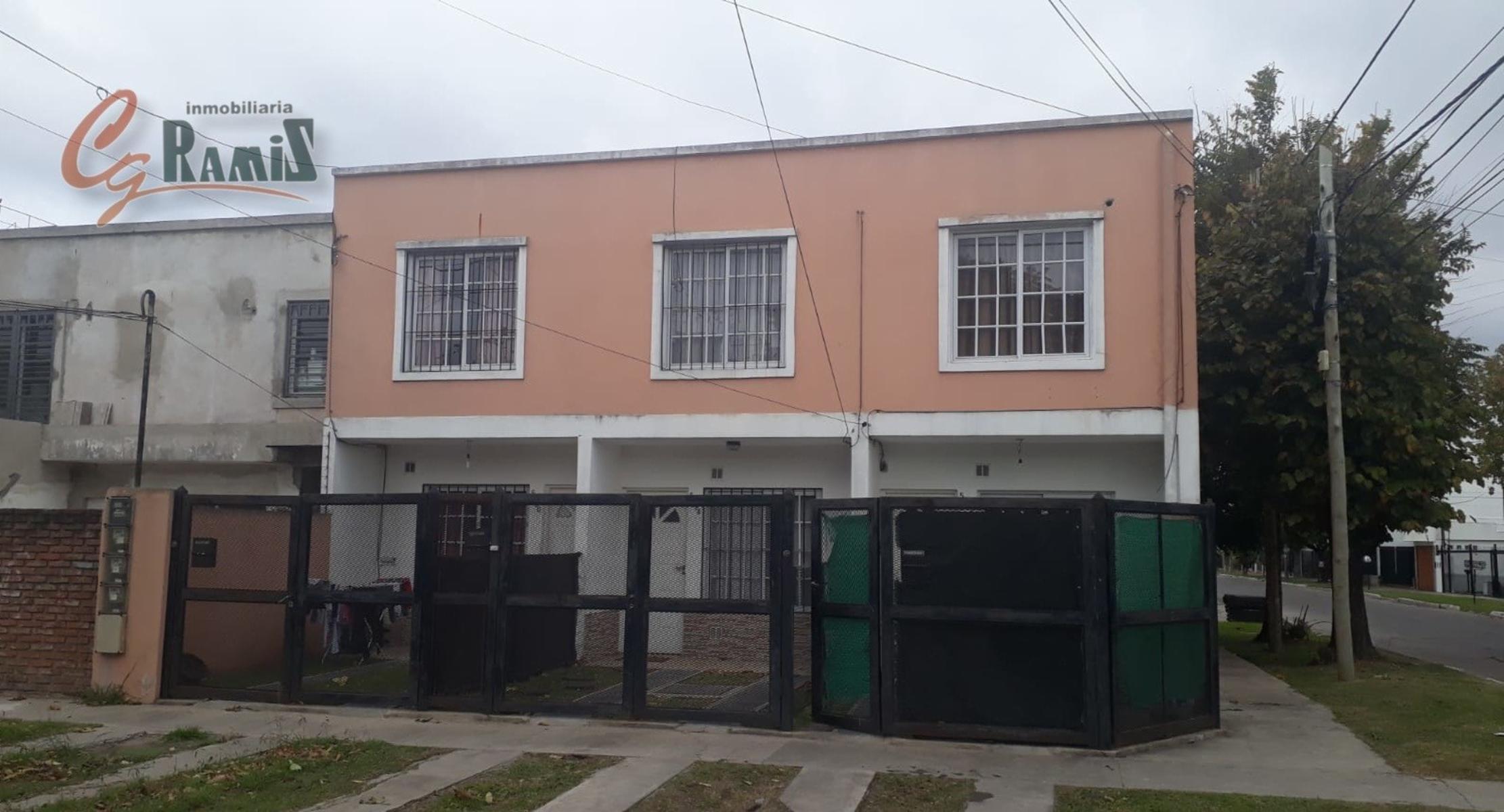 Duplex En Venta Don Cristobal 5300  Villa Tesei Hurlingham