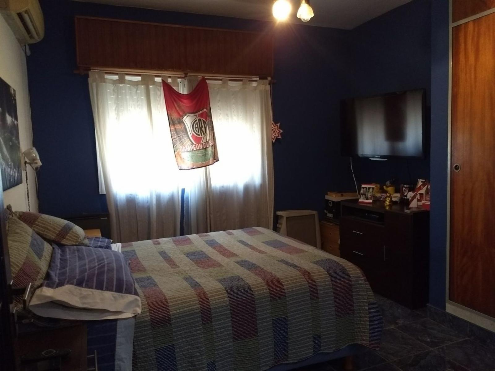 SAN LORENZO 700 · Morón — foto 15
