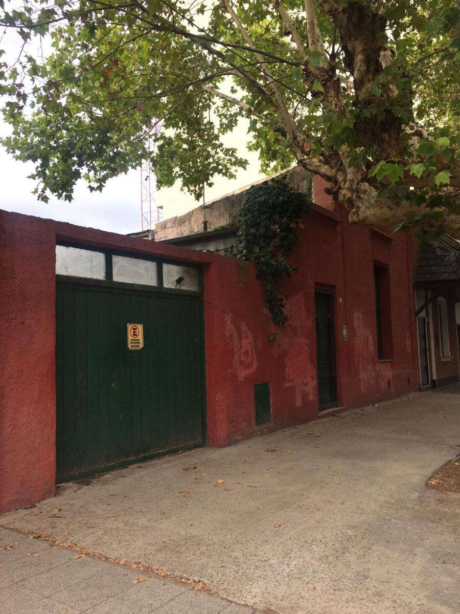 Casa de cuatro ambientes a la venta en San Miguel