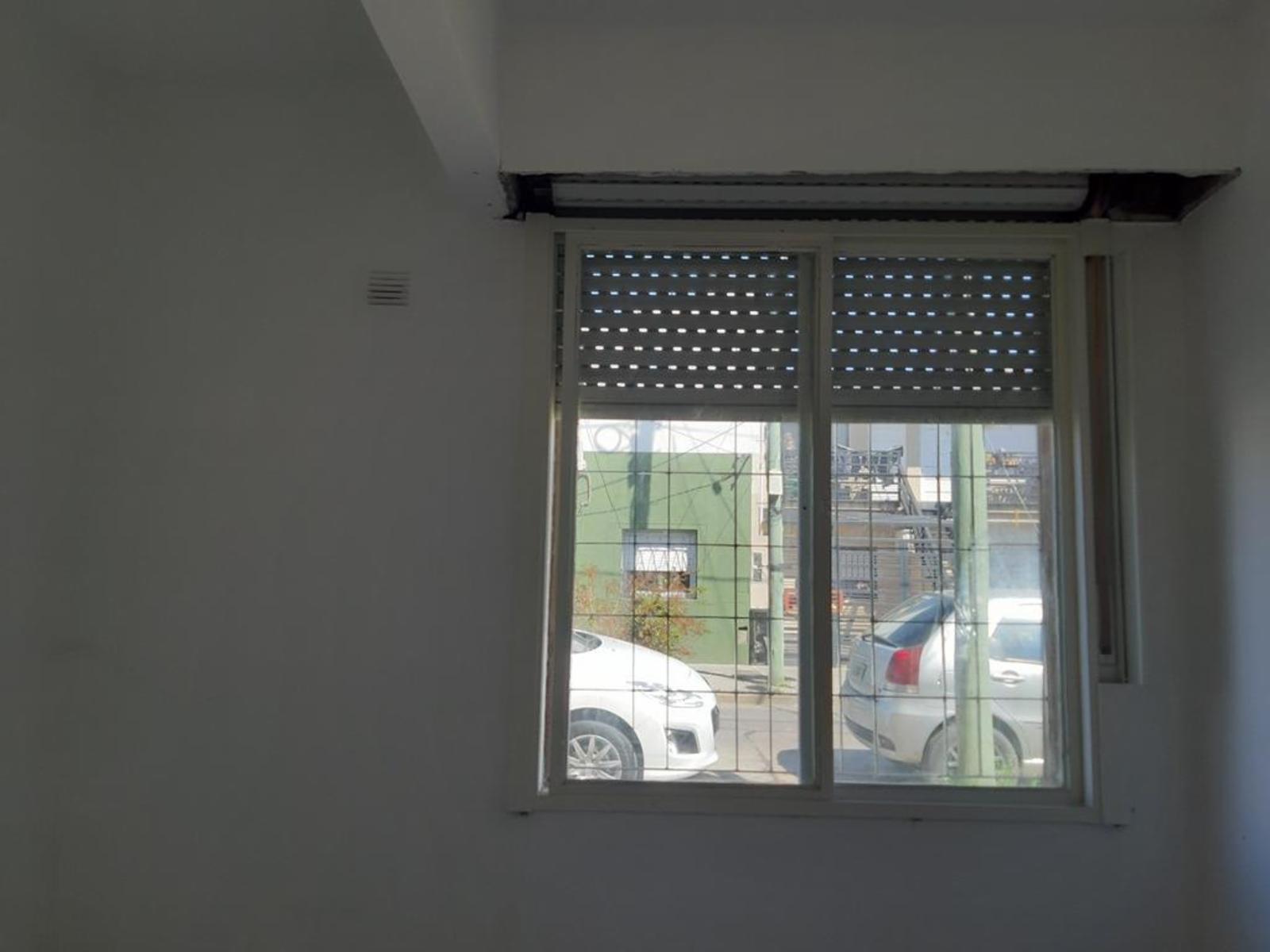 Olaguer 252 , PB 1 · La Matanza — foto 9