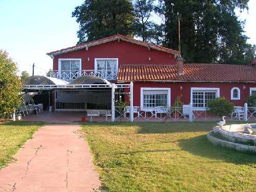 SE VENDE IMPORTANTE PROPIEDAD EN TORTUGUITAS SOBRE 3200M2 DE TERRENO