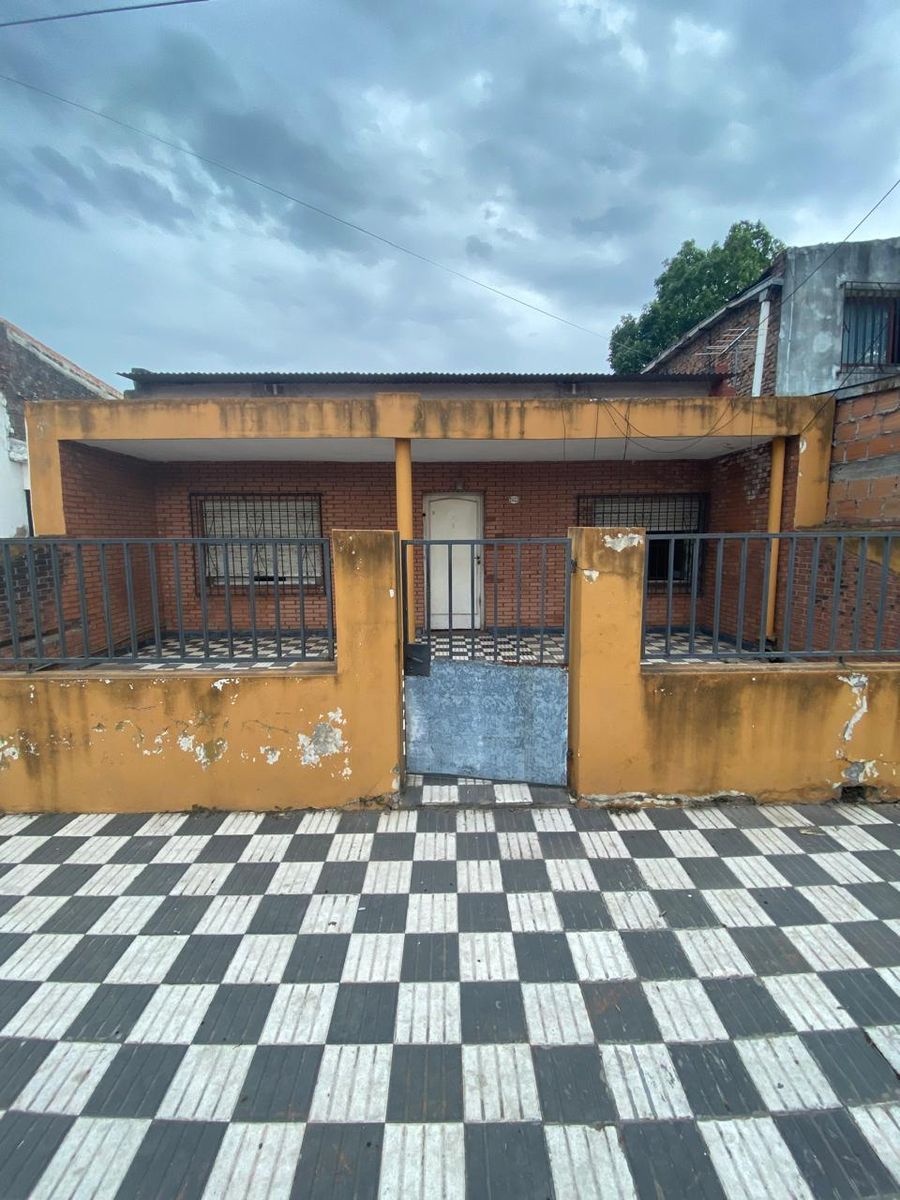 Casa c/Amplio Terreno-Balcarce 2023-Oportunidad